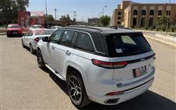 جیپ گراند شیرۆکی